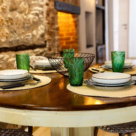 بيت للعطل Leontis Proti