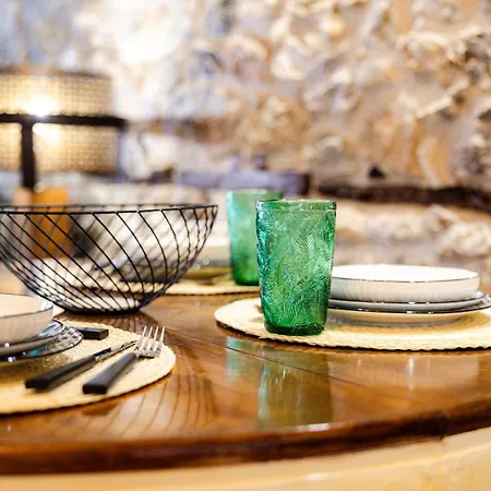 بيت للعطل Leontis *