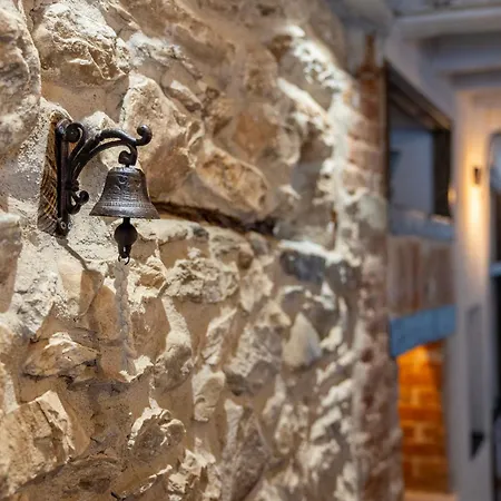 بيت للعطل Leontis Proti