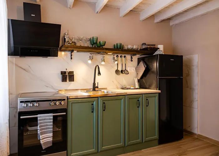 Leontis Сasa de vacaciones Proti